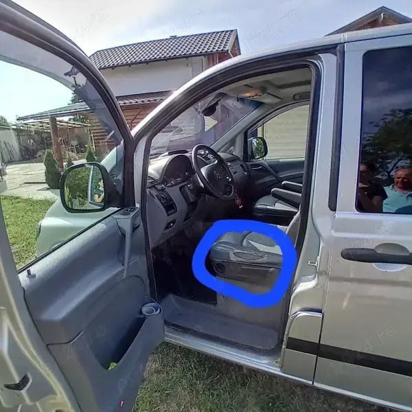 Utilizat 2007 Mercedes Vito Monovolum | 5.400 EUR (Puțin scump) - Imagine 1/4