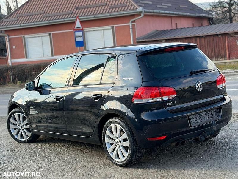 Second-hand VW Golf VI 122 CP (89 kW) 2011 Culoarenegru Hatchback