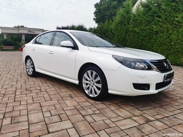 Alb Utilizat 2011 Renault Latitude Initiale Berlinǎ | 4.990 EUR - Imagine 1/4