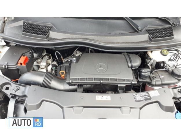Second-hand Mercedes Vito 112 CP (82 kW) 2019 Alb Van