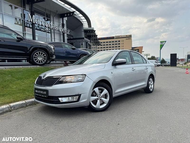 Gri Utilizat 2015 Skoda Rapid Elegance Berlinǎ | 6.490 EUR (Preț bun) - Imagine 1/4