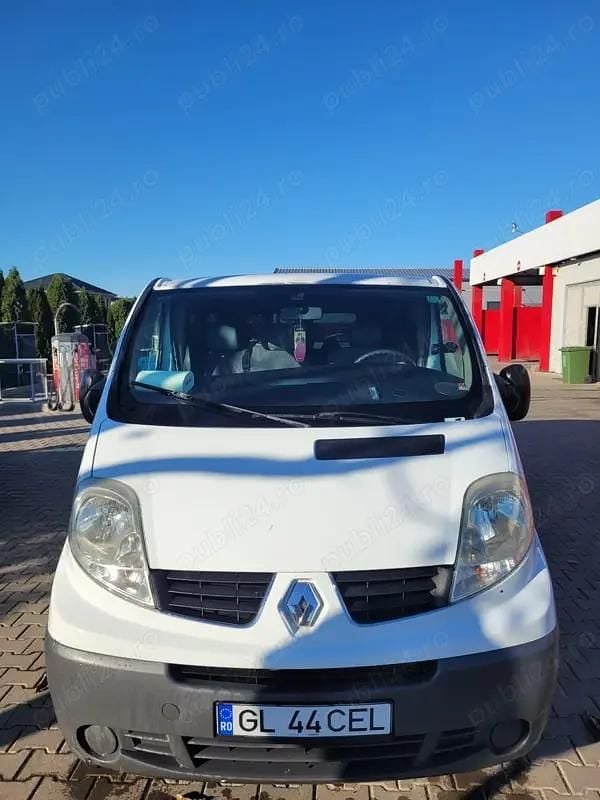 Second-hand Renault Trafic 115 CP (84 kW) 2010 Monovolum