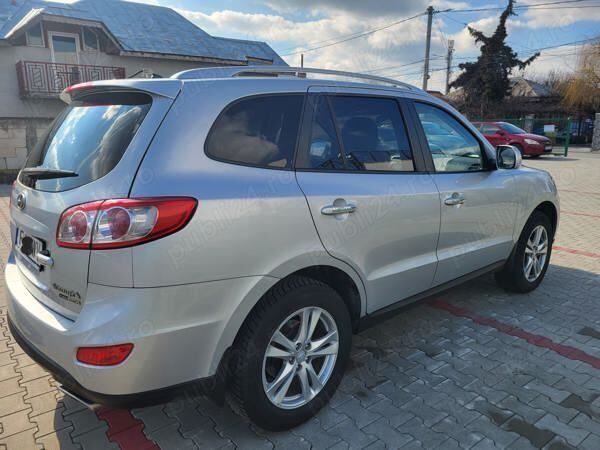 Utilizat 2011 Hyundai Santa Fe SUV | 7.600 EUR (Preț OK) - Imagine 1/4