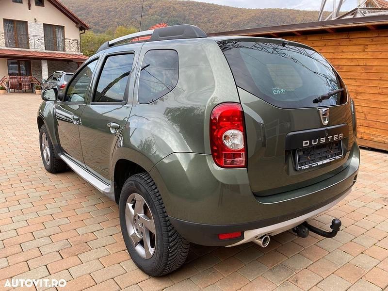 Second-hand Dacia Duster 107 CP (78 kW) 2013 Culoareverde SUV