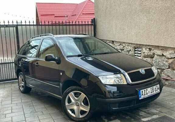 Second-hand Skoda Fabia 75 CP (55 kW) 2004 Negru Hatchback