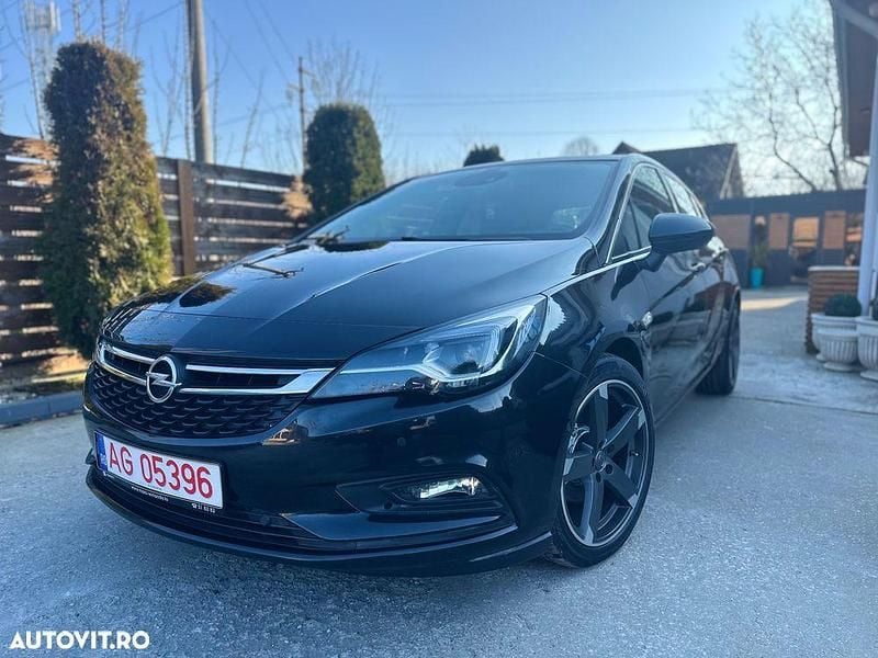 Second-hand Opel Astra Innovation 110 CP (80 kW) 2016 Culoarenegru Hatchback