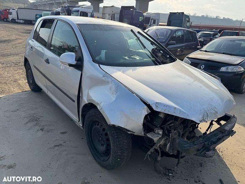Culoaregri Utilizat 2005 VW Golf IV Comfortline Break | 3.200 EUR - Imagine 1/4