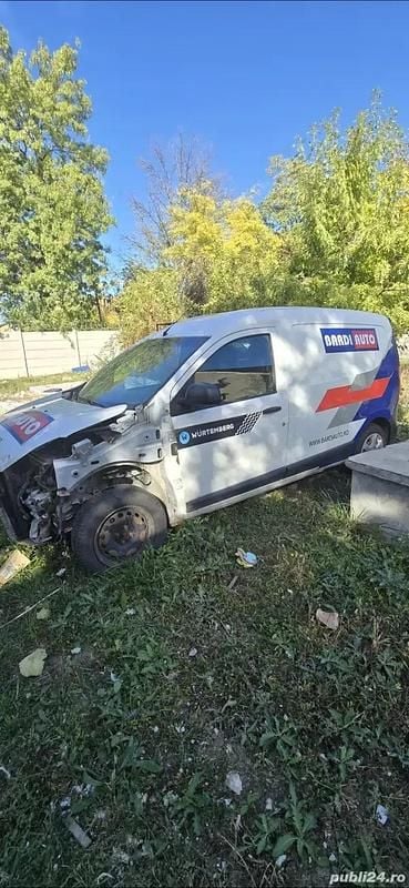 Utilizat 2017 Dacia Dokker Monovolum | 3.190 EUR (Preț bun) - Imagine 1/4