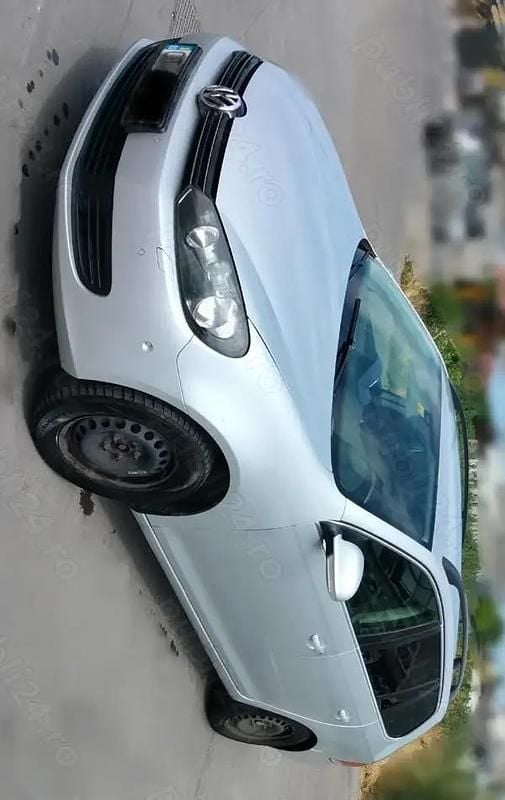 Second-hand VW Golf VI 105 CP (77 kW) 2011 Gri Hatchback