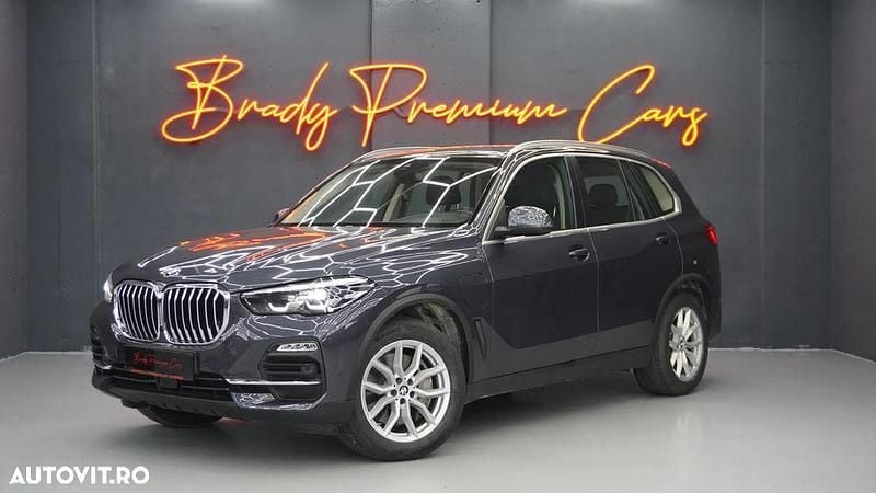 Culoaregri Second-hand 2020 BMW X5 Sport Line SUV | 41.128 EUR (Super Preț) - Imagine 1/4