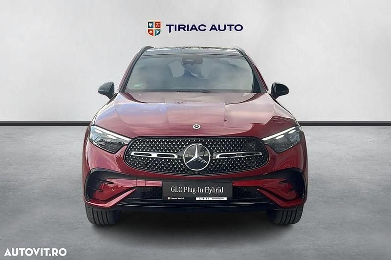 Nouă Mercedes GLC300e AMG line 313 CP (230 kW) 2025 Culoarerosu SUV