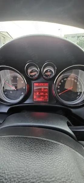 Second-hand Opel Astra 110 CP (80 kW) 2013 Alb Break