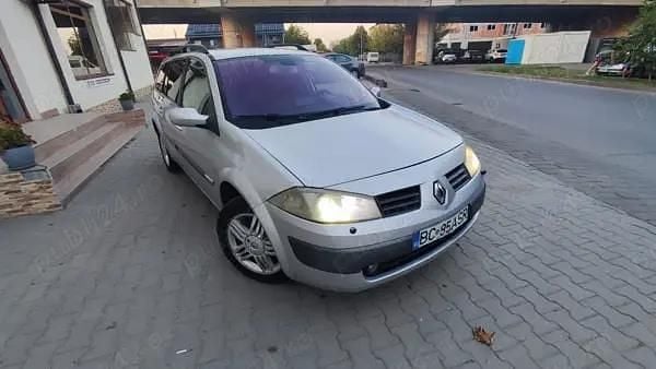 Utilizat 2005 Renault Mégane II Break | 1.299 EUR (Preț OK) - Imagine 1/4