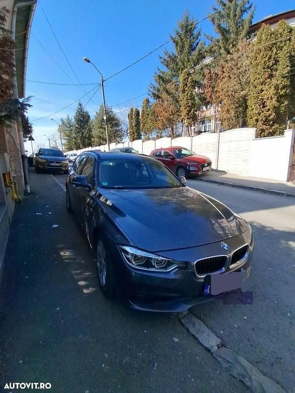 Second-hand BMW 318 Sport Line 143 CP (105 kW) 2016 Culoaregri Break