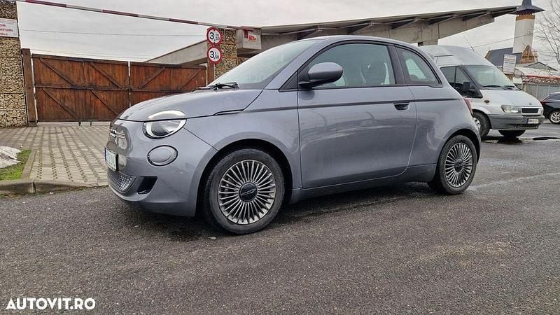 Second-hand Fiat 500e Icon 86 kW (118 CP) 2022 Culoaregri Hatchback