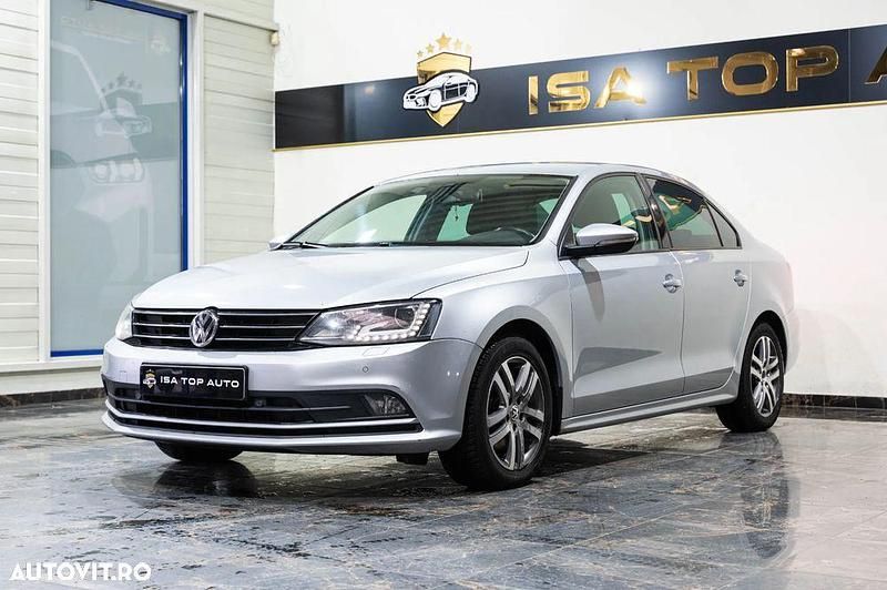 Culoaregri Utilizat 2015 VW Jetta Berlinǎ | 9.499 EUR (Preț OK) - Imagine 1/4