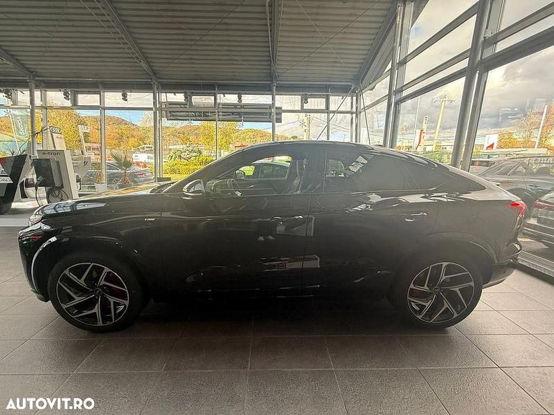 Nouă Audi Q6 e-tron Design 284 kW (387 CP) 2025 Culoarenegru SUV