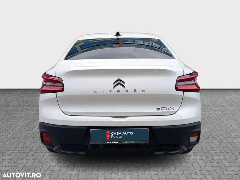 Second-hand Citroën C4 X 100 kW (136 CP) 2023 Culoarealb SUV