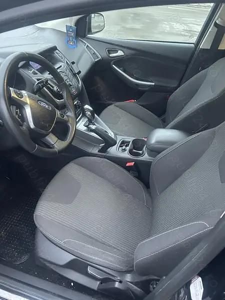 Second-hand Ford Focus 141 CP (103 kW) 2012 Negru Hatchback