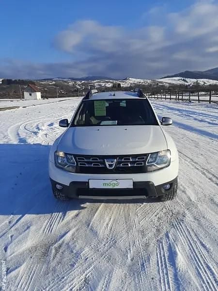 Alb Utilizat 2015 Dacia Duster Berlinǎ | 7.499 EUR (Puțin scump) - Imagine 1/4