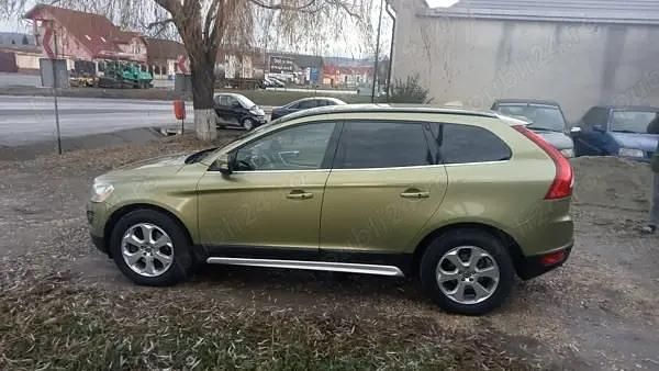 Verde Utilizat 2009 Volvo XC60 SUV | 8.000 EUR (Preț OK) - Imagine 1/4