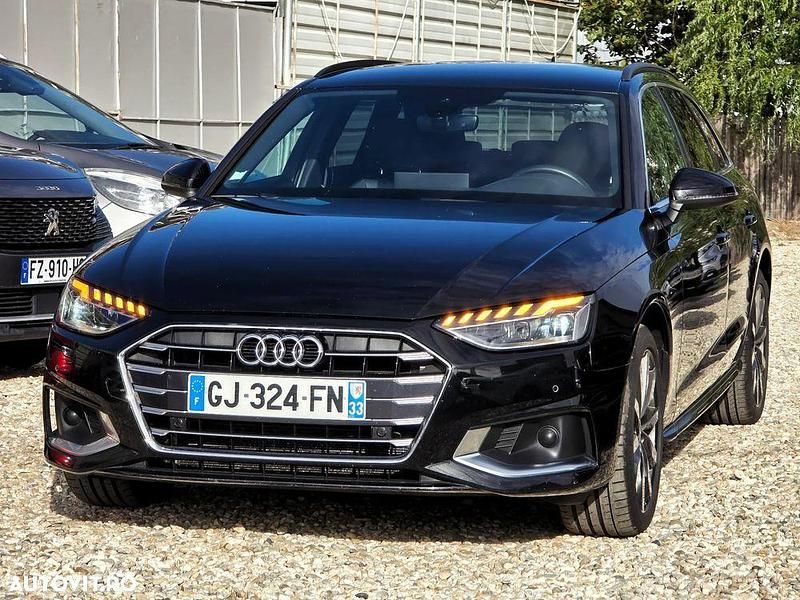 Culoarenegru Utilizat 2023 Audi A4 S-Line Break | 22.999 EUR (Preț bun) - Imagine 1/4