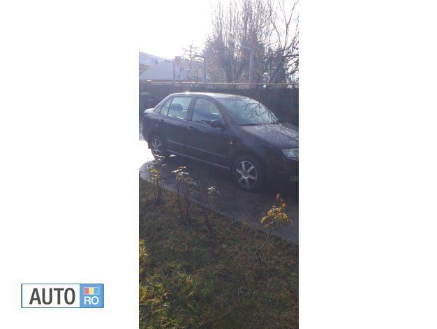 Negru Utilizat 2002 Skoda Fabia Berlinǎ | 890 EUR (Super Preț) - Imagine 1/1