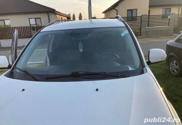 Second-hand Mitsubishi Outlander 156 CP (114 kW) 2011 Alb SUV