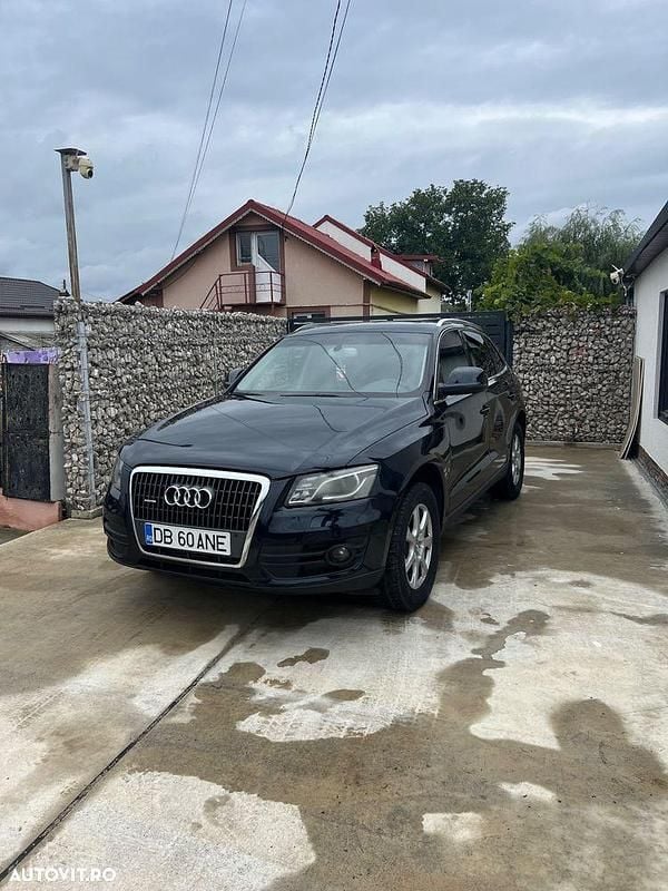 Culoarealbastru Utilizat 2011 Audi Q5 Sport SUV | 8.750 EUR (Preț bun) - Imagine 1/4