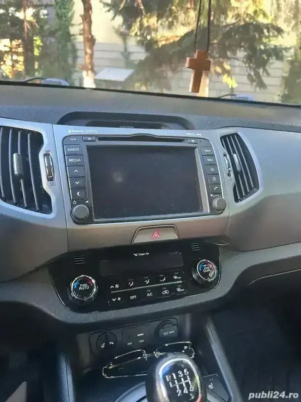 Alb Utilizat 2016 Kia Sportage SUV | 15.000 EUR (Preț OK) - Imagine 1/4