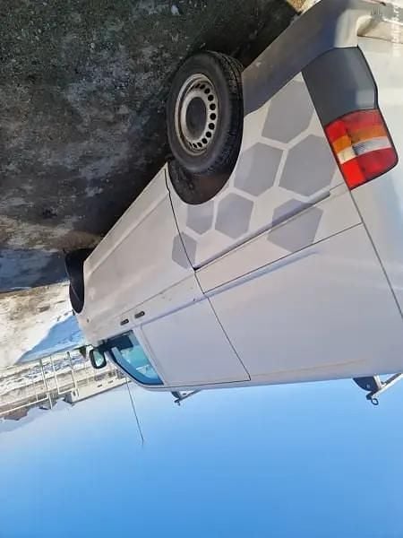 Second-hand VW T5 105 CP (77 kW) 2008 Alb Van