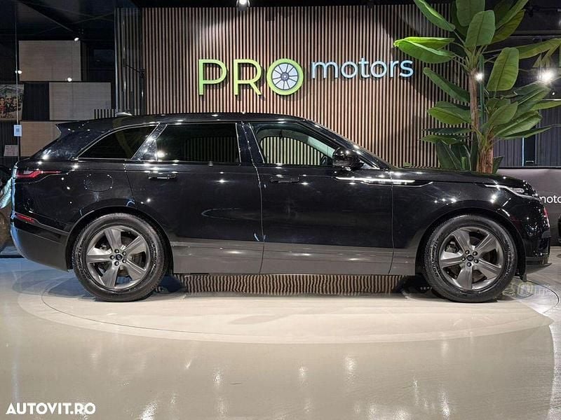 Second-hand Land Rover Range Rover Velar 249 CP (183 kW) 2022 Culoarenegru SUV