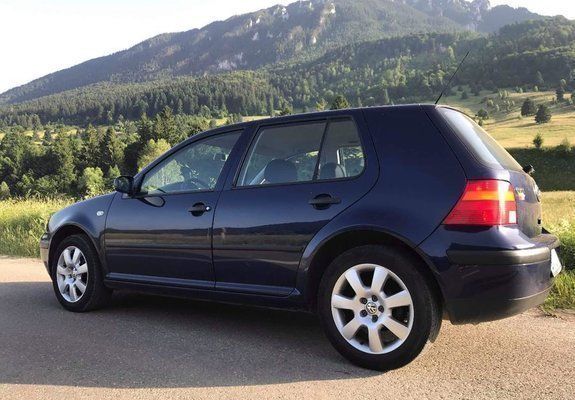 Second-hand VW Golf IV 75 CP (55 kW) 2003 Albastru Hatchback