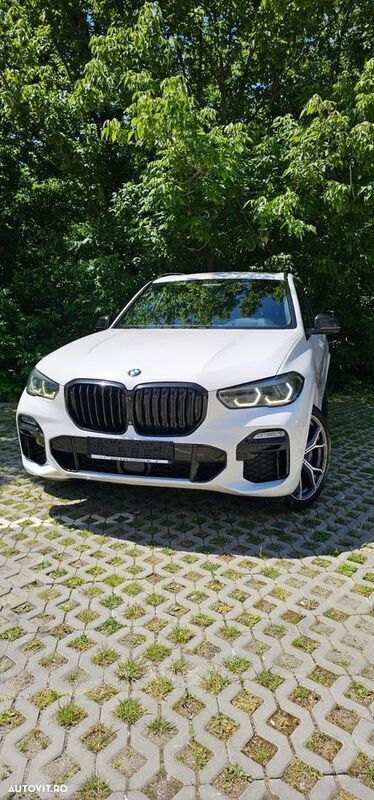 Alb Utilizat 2019 BMW X5 M SUV | 44.900 EUR - Imagine 1/4