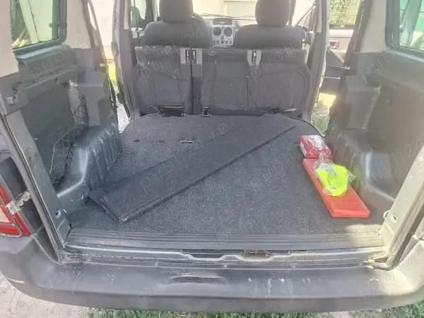 Second-hand Peugeot Partner 66 CP (48 kW) 2006 Gri Monovolum