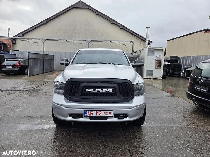 Second-hand Dodge Ram 240 CP (176 kW) 2015 Culoareargint Pickup