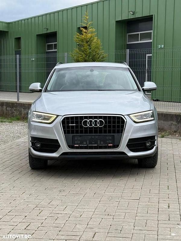 Culoareargint Utilizat 2011 Audi Q3 SUV | 10.500 EUR (Preț OK) - Imagine 1/4