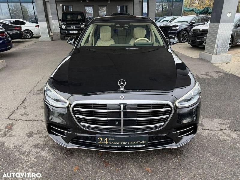 Second-hand Mercedes S400 330 CP (242 kW) 2022 Culoarenegru Berlinǎ
