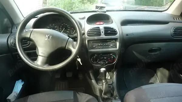 Utilizat 2007 Peugeot 206 Hatchback | 2.000 EUR (Preț OK) - Imagine 1/4