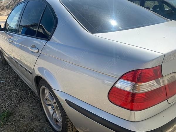 Second-hand BMW 318 116 CP (85 kW) 2004 Berlinǎ