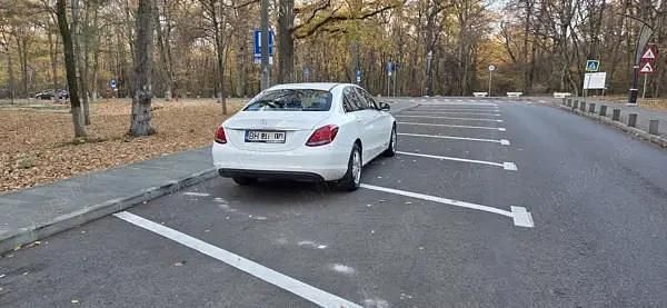 Second-hand Mercedes C220 170 CP (125 kW) 2018 Alb Berlinǎ