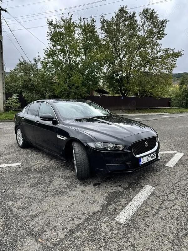 Utilizat 2016 Jaguar XE Berlinǎ | 10.500 EUR (Preț OK) - Imagine 1/4