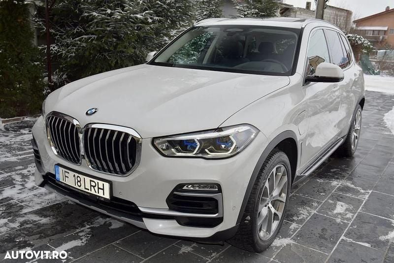 Culoarealb Second-hand 2020 BMW X5 Comfort Edition SUV | 43.480 EUR (Preț bun) - Imagine 1/4
