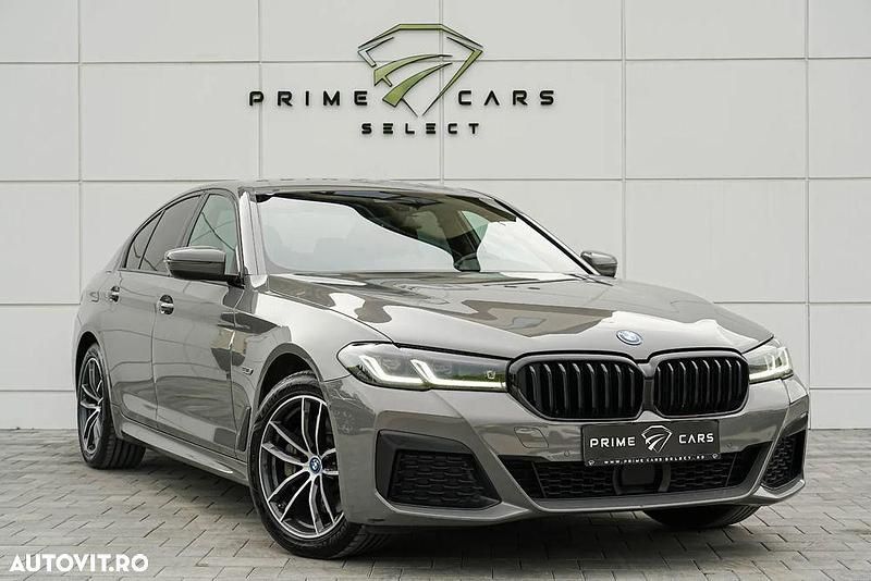 Gri Second-hand 2022 BMW 530e M Sport Berlinǎ | 34.969 EUR (Preț OK) - Imagine 1/4