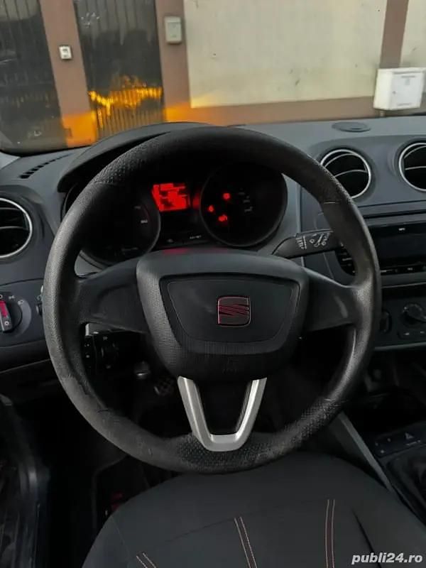 Utilizat 2011 Seat Ibiza Coupe | 3.000 EUR (Preț OK) - Imagine 1/4