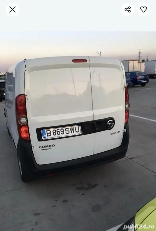 Utilizat 2016 Opel Combo Monovolum | 4.800 EUR - Imagine 1/4