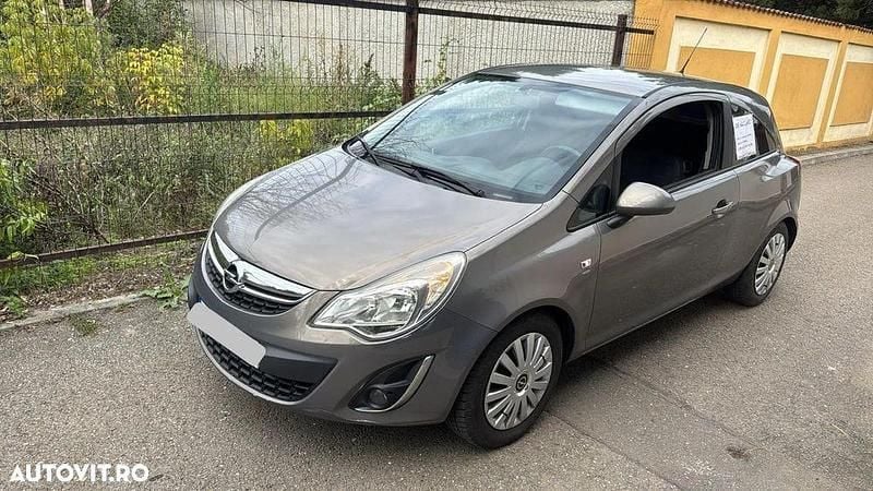 Culoaregri Utilizat 2011 Opel Corsa Selection Coupe | 2.299 EUR (Preț bun) - Imagine 1/4