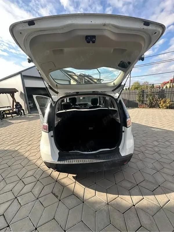 Second-hand Renault Scénic III 110 CP (80 kW) 2013 Monovolum