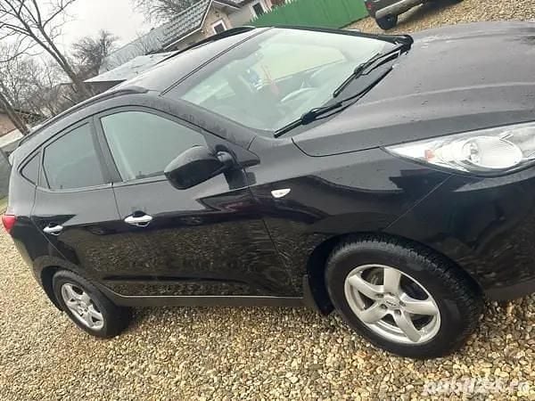 Utilizat 2012 Hyundai ix35 SUV | 6.000 EUR (Preț bun) - Imagine 1/4