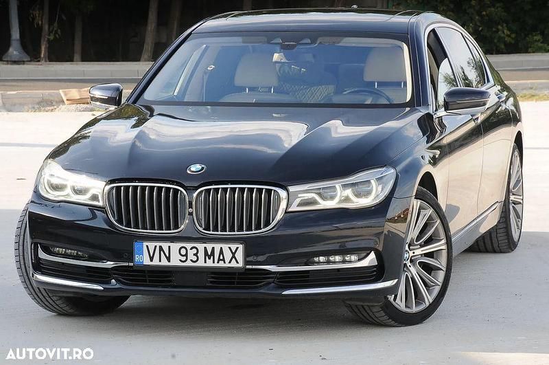 Culoarealbastru Utilizat 2016 BMW 740L Comfort Edition Berlinǎ | 31.000 EUR (Preț OK) - Imagine 1/4